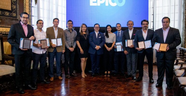 LÍDERES EMPRESARIALES IMPULSARON EL DESARROLLO DE 30 PYMES Y EMPRENDIMIENTOS GUAYAQUILEÑOS EN LA EDICIÓN II DE “GUAYAQUIL EMPRESARIAL, MENTORÍAS DE ALTO NIVEL”.