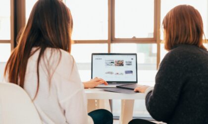 ÉPICO ARTICULARÁ ENTREGA DE BECAS EN PROGRAMACIÓN A 70 MUJERES GUAYAQUILEÑAS Y EL DESARROLLO DE COMUNIDADES PARA POTENCIAR EL TALENTO DIGITAL, DURANTE EL ECOMMERCE DAY.