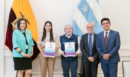 ÉPICO Y LA FUNDACIÓN PARA EL DESARROLLO EMPRESARIAL Y SOCIAL JUNTO A LA UTPL FIRMARON UN CONVENIO PARA IMPULSAR EL EMPRENDIMIENTO Y LA INNOVACIÓN EN GUAYAQUIL