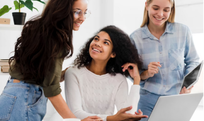 <strong>ÉPICO IMPULSA “WOMEN & TECH” UN ESPACIO DE CHARLAS, ENCUENTROS Y JORNADAS DE EMPLEABILIDAD DIGITAL PARA LAS MUJERES GUAYAQUILEÑAS.</strong>