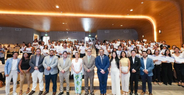 130 emprendedores culminan la Ruta Épica Intensiva en alianza con la UTEG