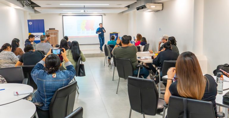 Emprendedores exploraron las nuevas tendencias del mercado en Trend Hunting by ÉPICO