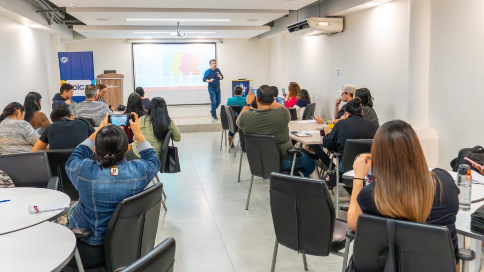 Emprendedores exploraron las nuevas tendencias del mercado en Trend Hunting by ÉPICO
