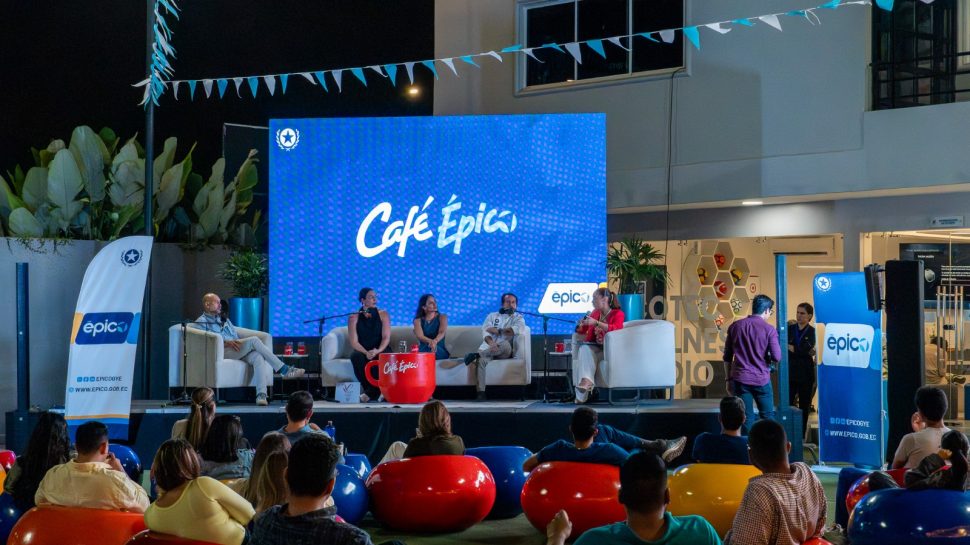 Café ÉPICO conectó a estudiantes de Guayaquil con historias reales de emprendimiento
